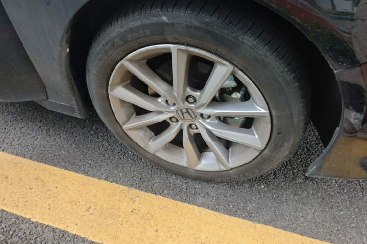 Used Honda Accord 2022 260TURBO Luxury Edition Right Front Wheel Hub