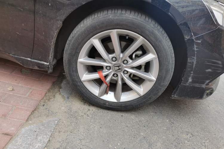 Used Honda Accord 2022 260TURBO Luxury Edition Right Front Wheel Hub