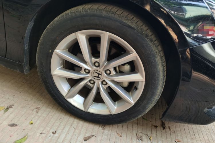 Used Honda Accord 2022 260TURBO Luxury Edition Right Front Wheel Hub