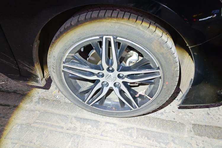 Used Honda Accord 2022 260TURBO Phantom Night · Prestige Edition Right Front Wheel Hub