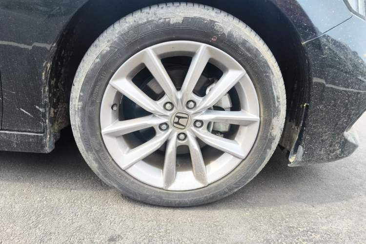 Used Honda Accord 2022 260TURBO Luxury Edition Right Front Wheel Hub