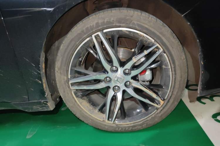 Used Honda Accord 2022 260TURBO Phantom Night · Prestige Edition Right Front Wheel Hub
