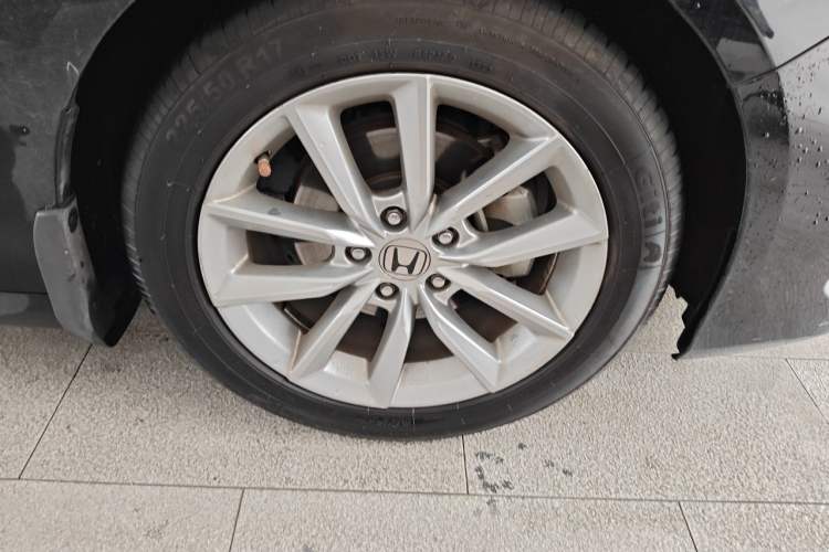 Used Honda Accord 2022 260TURBO Luxury Edition Right Front Wheel Hub
