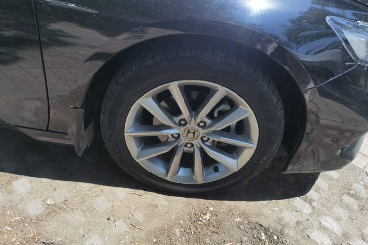 Used Honda Accord 2022 260TURBO Luxury Edition Right Front Wheel Hub