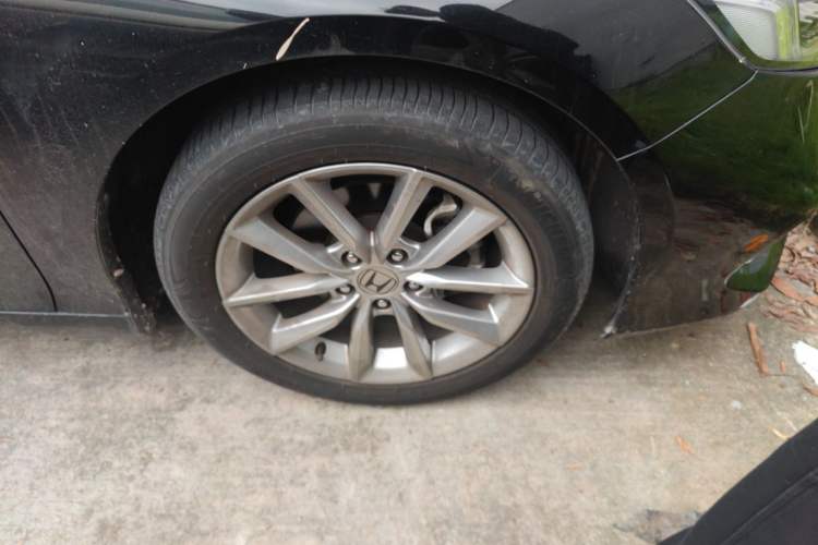 Used Honda Accord 2022 260TURBO Luxury Edition Right Front Wheel Hub