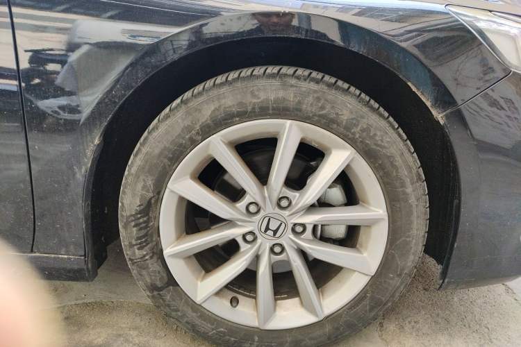 Used Honda Accord 2022 260TURBO Luxury Edition Right Front Wheel Hub