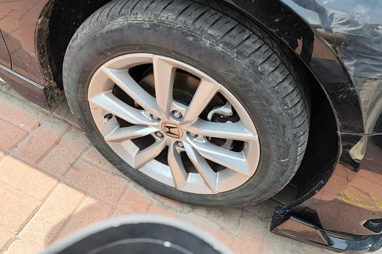 Used Honda Accord 2022 260TURBO Luxury Edition Right Front Wheel Hub