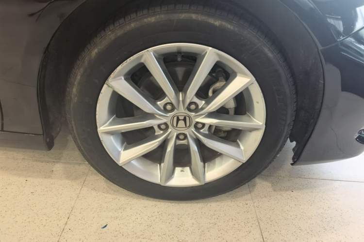 Used Honda Accord 2022 260TURBO Luxury Edition Right Front Wheel Hub