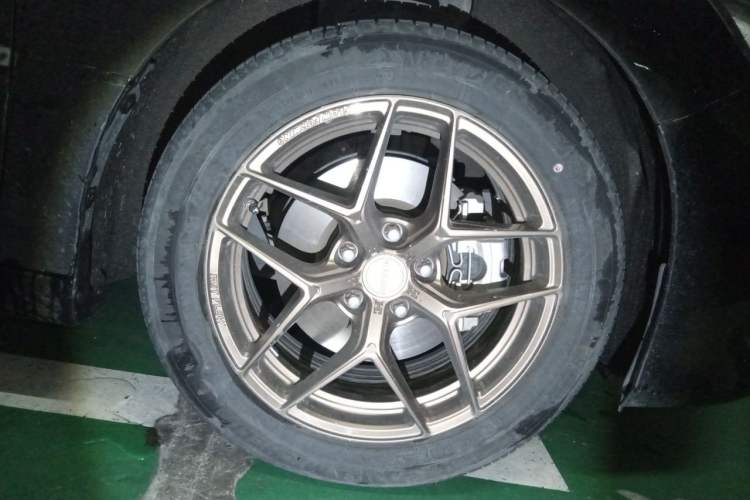 Used Honda Accord 2022 Xing·Hybrid 2.0L Xingling Version Right Front Wheel Hub