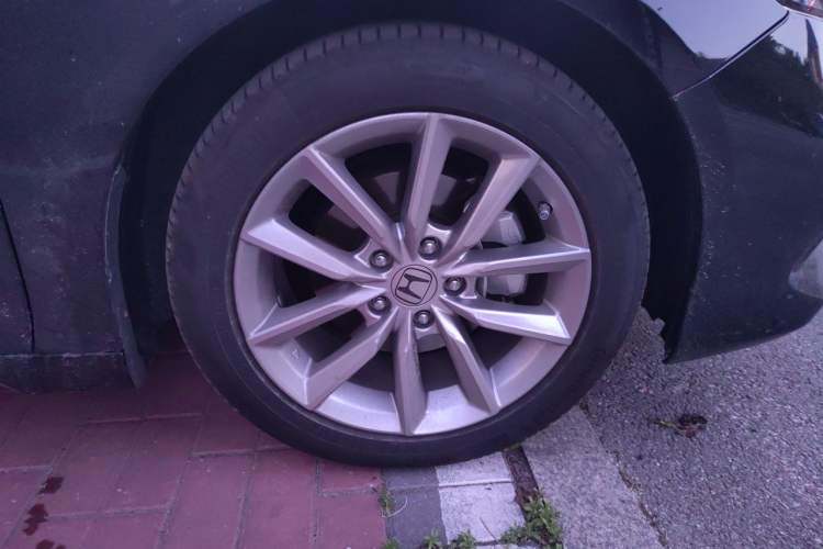 Used Honda Accord 2022 260TURBO Luxury Edition Right Front Wheel Hub