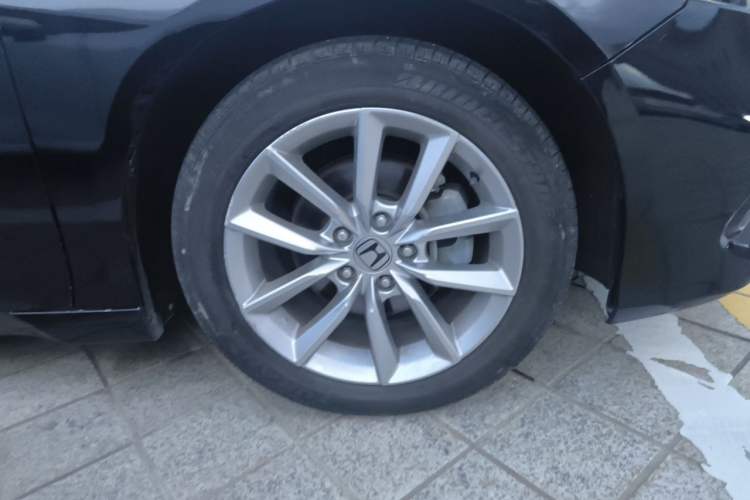 Used Honda Accord 2022 260TURBO Luxury Edition Right Front Wheel Hub