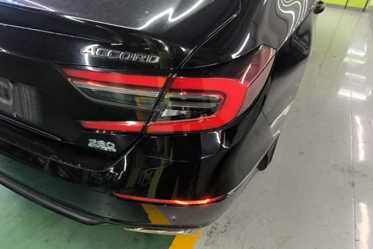 Used Honda Accord 2022 260TURBO Luxury Edition Right Rear Taillight