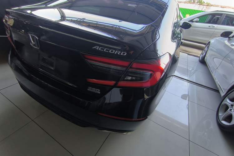 Used Honda Accord 2022 260TURBO Luxury Edition Right Rear Taillight