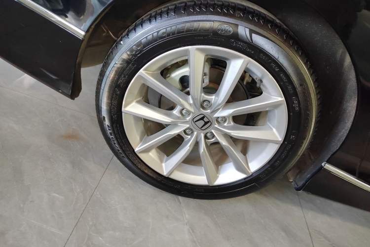 Used Honda Accord 2022 260TURBO Luxury Edition Right Rear Wheel Hub