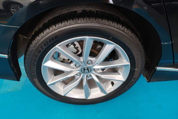 Used Honda Accord 2022 260TURBO Luxury Edition Right Rear Wheel Hub