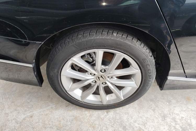 Used Honda Accord 2022 260TURBO Luxury Edition Right Rear Wheel Hub
