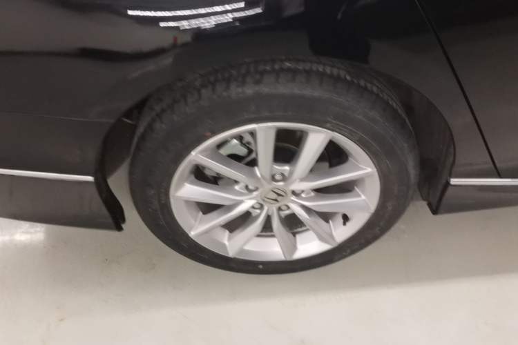 Used Honda Accord 2022 260TURBO Luxury Edition Right Rear Wheel Hub
