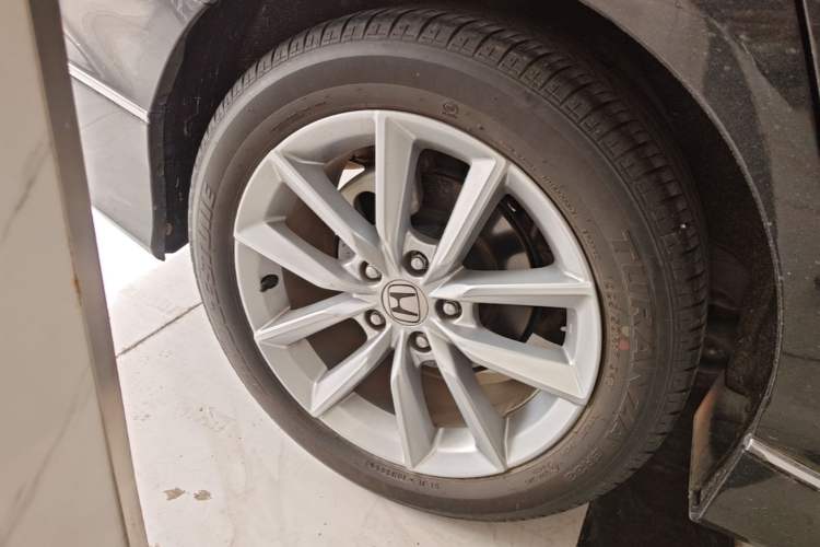Used Honda Accord 2022 260TURBO Luxury Edition Right Rear Wheel Hub