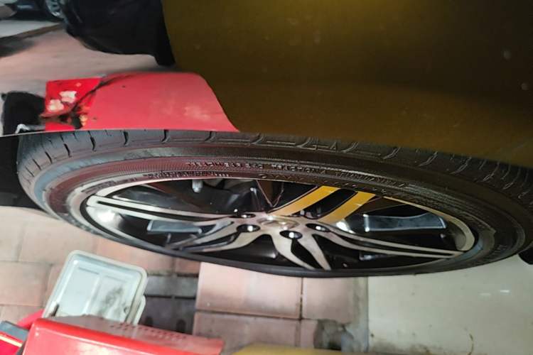 Used Honda Accord 2022 260TURBO Phantom Night · Prestige Edition Right Rear Wheel Hub