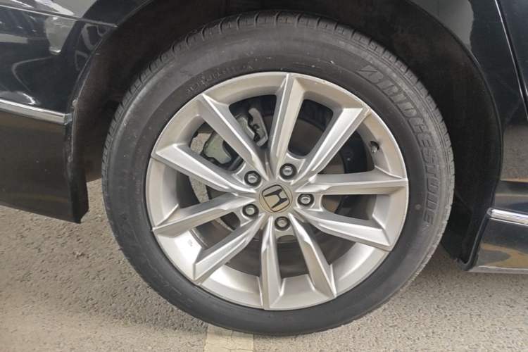 Used Honda Accord 2022 260TURBO Luxury Edition Right Rear Wheel Hub