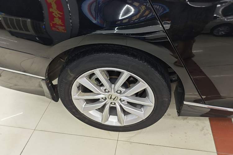 Used Honda Accord 2022 260TURBO Luxury Edition Right Rear Wheel Hub