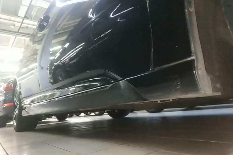 Used Honda Accord 2022 260TURBO Phantom Night · Prestige Edition Right Side Sill