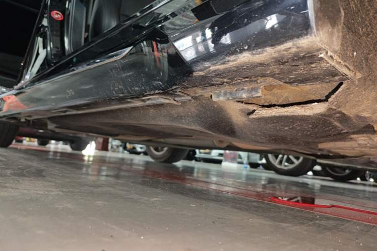 Used Honda Accord 2022 260TURBO Luxury Edition Right Side Sill