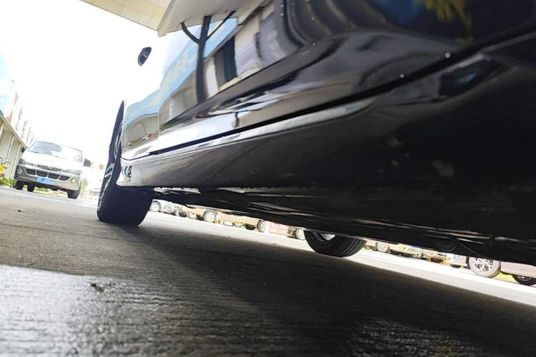 Used Honda Accord 2022 260TURBO Phantom Night · Prestige Edition Right Side Sill
