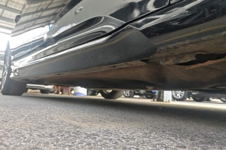 Used Honda Accord 2022 260TURBO Luxury Edition Right Side Sill