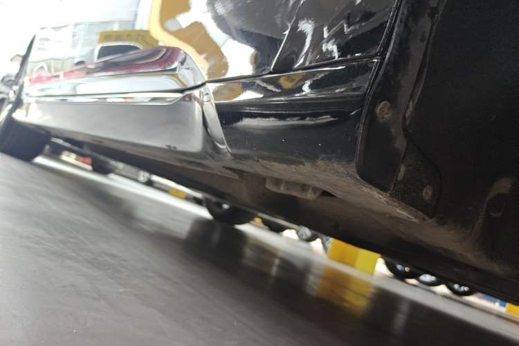 Used Honda Accord 2022 260TURBO Phantom Night · Prestige Edition Right Side Sill