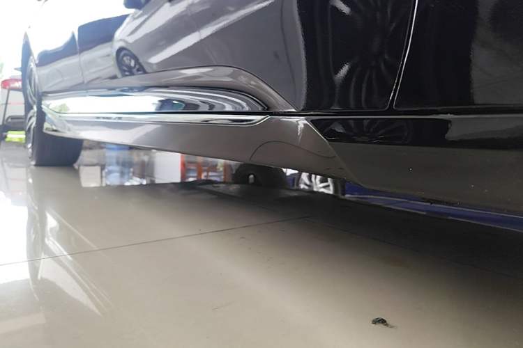 Used Honda Accord 2022 260TURBO Phantom Night · Prestige Edition Right Side Sill