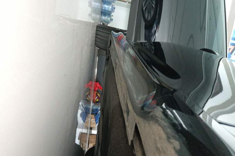 Used Honda Accord 2022 260TURBO Phantom Night · Prestige Edition Right Side Sill