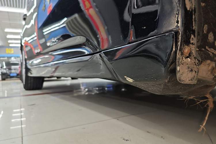 Used Honda Accord 2022 260TURBO Luxury Edition Right Side Sill