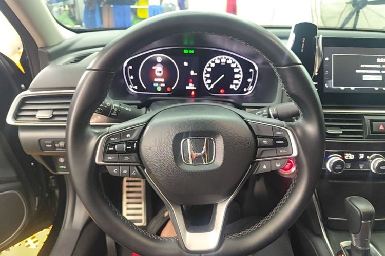 Used Honda Accord 2022 260TURBO Phantom Night · Prestige Edition Steering Wheel