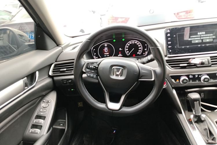 Used Honda Accord 2022 260TURBO Luxury Edition Steering Wheel