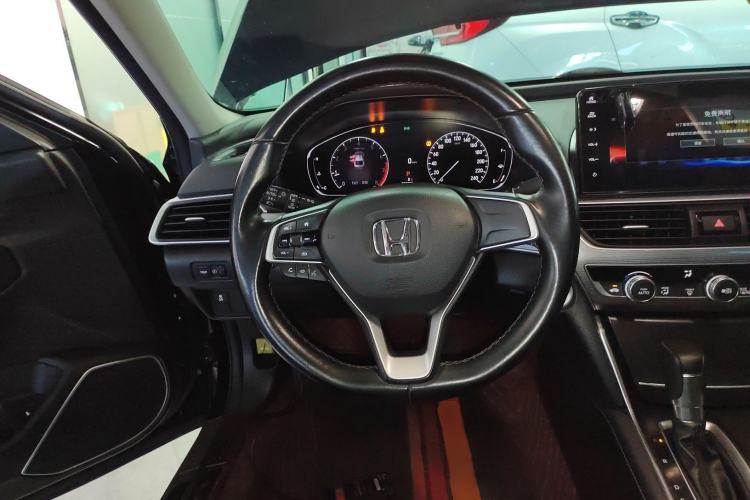 Used Honda Accord 2022 260TURBO Luxury Edition Steering Wheel