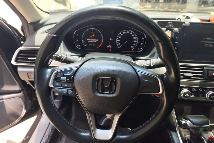 Used Honda Accord 2022 260TURBO Luxury Edition Steering Wheel
