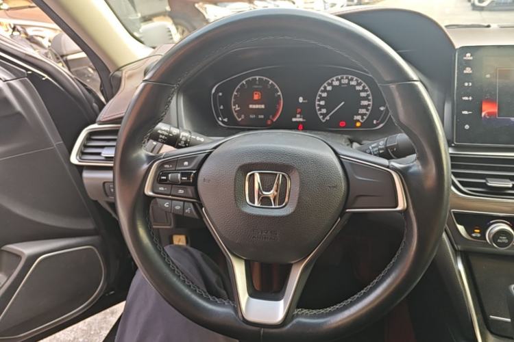 Used Honda Accord 2022 260TURBO Luxury Edition Steering Wheel