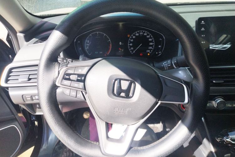 Used Honda Accord 2022 260TURBO Luxury Edition Steering Wheel