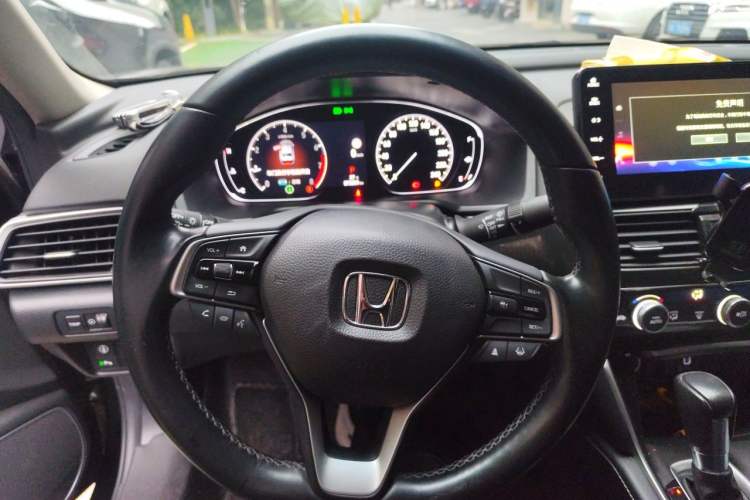 Used Honda Accord 2022 260TURBO Phantom Night · Prestige Edition Steering Wheel