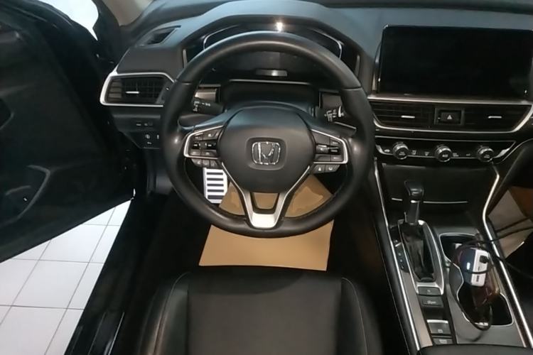 Used Honda Accord 2022 260TURBO Phantom Night · Prestige Edition Steering Wheel