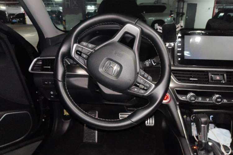 Used Honda Accord 2022 260TURBO Phantom Night · Prestige Edition Steering Wheel