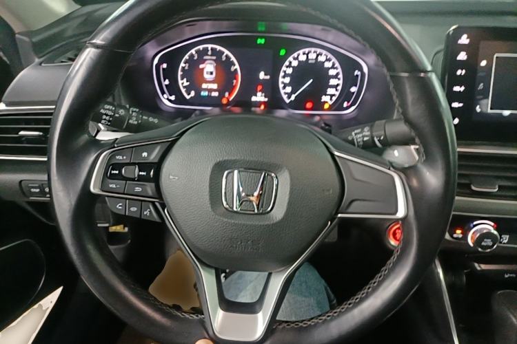 Used Honda Accord 2022 260TURBO Luxury Edition Steering Wheel