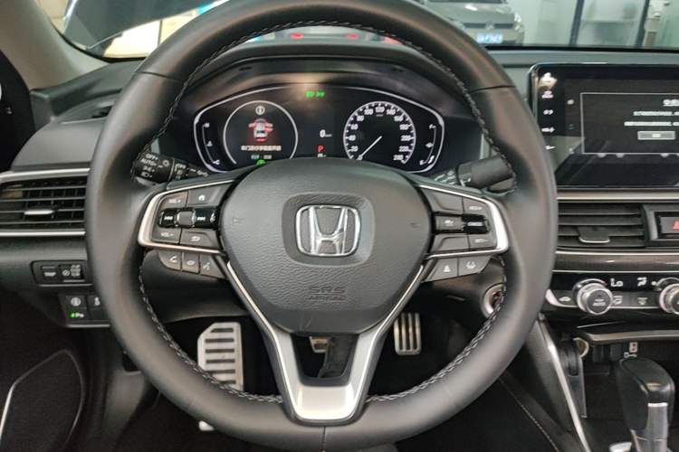 Used Honda Accord 2022 260TURBO Phantom Night · Prestige Edition Steering Wheel