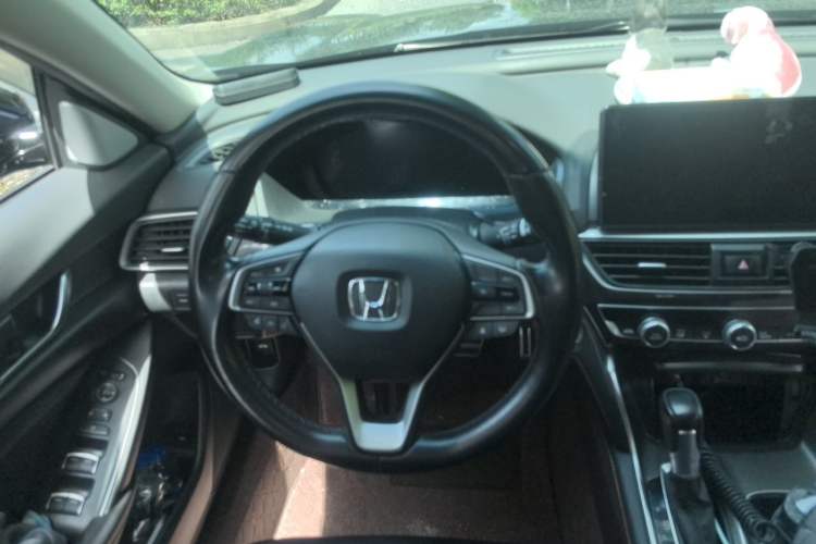 Used Honda Accord 2022 260TURBO Phantom Night · Prestige Edition Steering Wheel