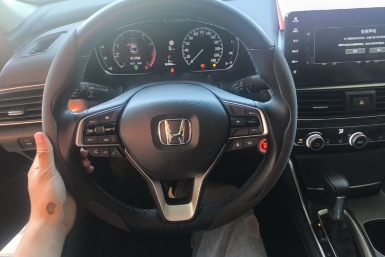 Used Honda Accord 2022 260TURBO Phantom Night · Prestige Edition Steering Wheel