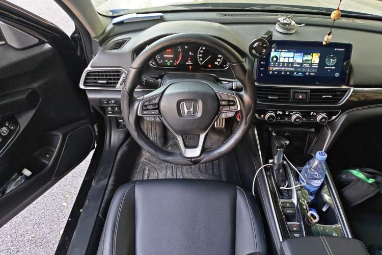 Used Honda Accord 2022 260TURBO Phantom Night · Prestige Edition Steering Wheel