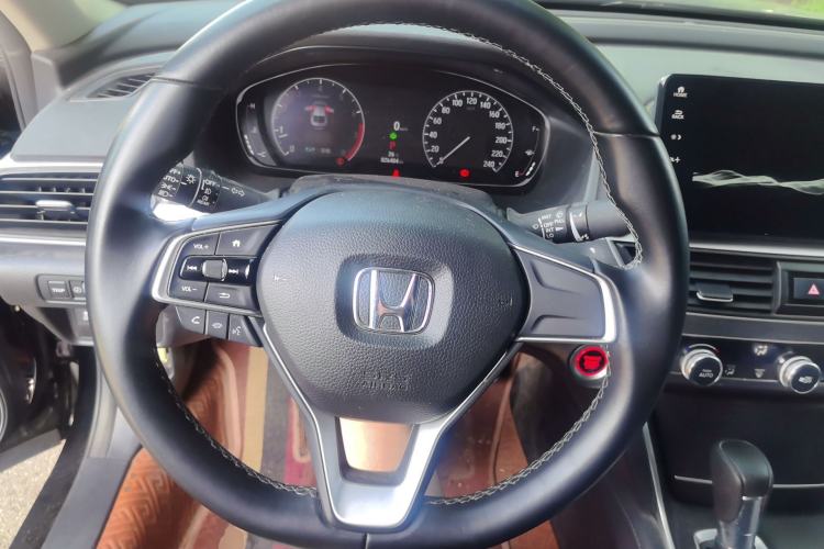 Used Honda Accord 2022 260TURBO Luxury Edition Steering Wheel