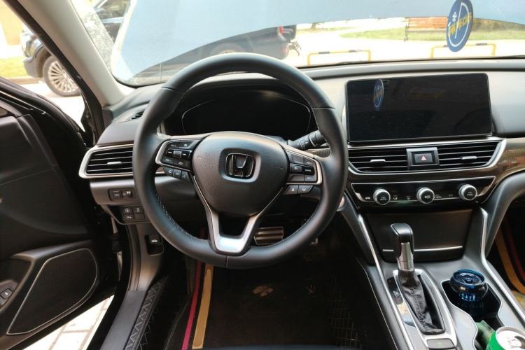 Used Honda Accord 2022 260TURBO Phantom Night · Prestige Edition Steering Wheel