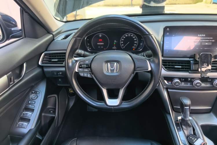 Used Honda Accord 2022 260TURBO Luxury Edition Steering Wheel